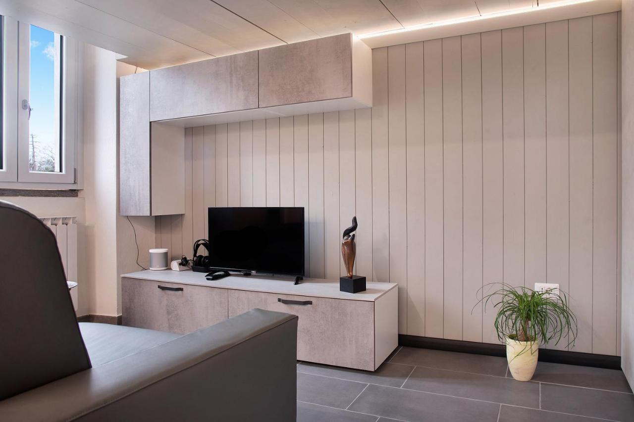 Efihouse Lago Maggiore Apartment Luino Exterior photo